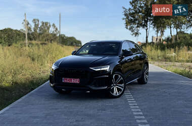 Внедорожник / Кроссовер Audi Q8 2019 в 