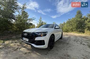Внедорожник / Кроссовер Audi Q8 2018 в 