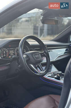 Внедорожник / Кроссовер Audi Q8 2019 в 