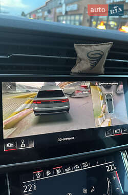 Внедорожник / Кроссовер Audi Q8 2019 в 