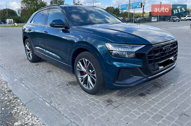 Внедорожник / Кроссовер Audi Q8 2019 в 