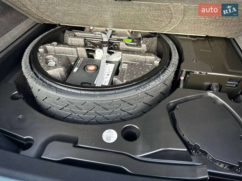 Внедорожник / Кроссовер Audi Q8 2023 в Киеве