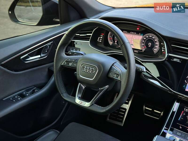 Внедорожник / Кроссовер Audi Q8 2023 в Киеве