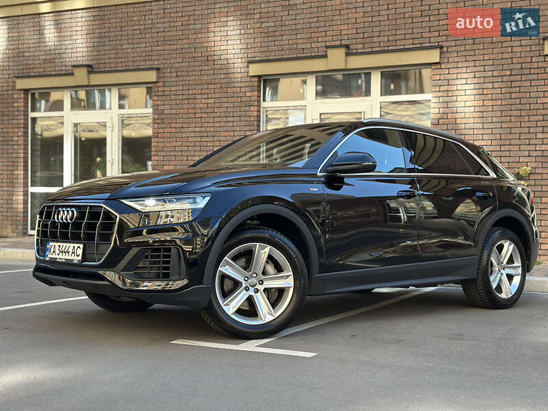 Внедорожник / Кроссовер Audi Q8 2019 в Киеве