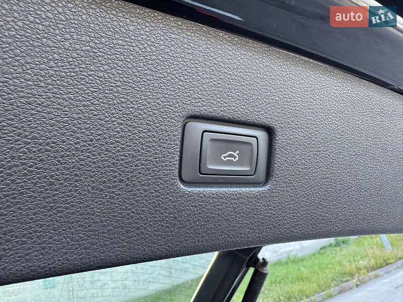 Внедорожник / Кроссовер Audi Q8 2019 в Киеве