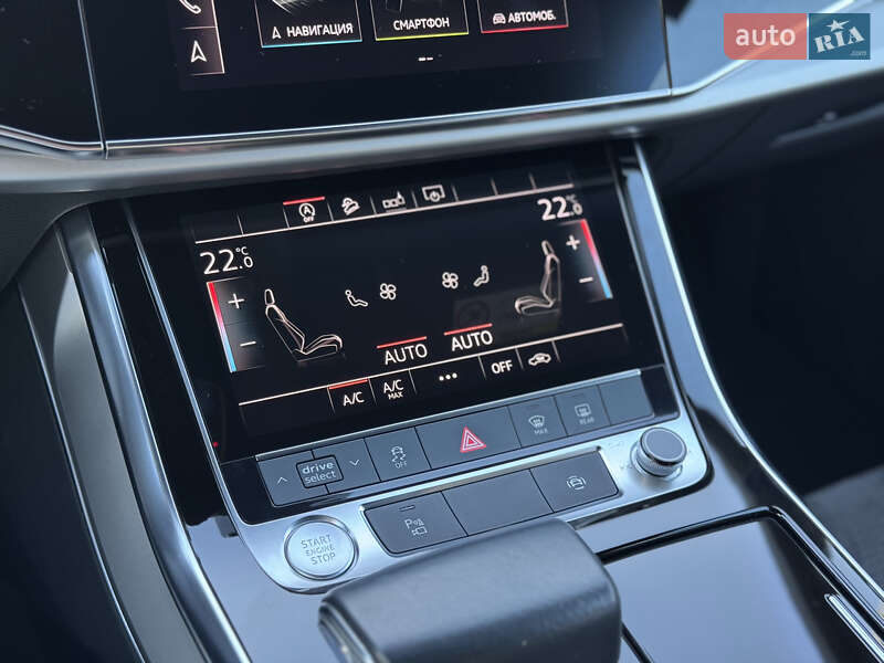 Внедорожник / Кроссовер Audi Q8 2019 в Киеве