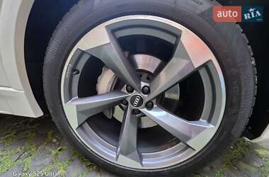 Внедорожник / Кроссовер Audi Q8 2020 в 