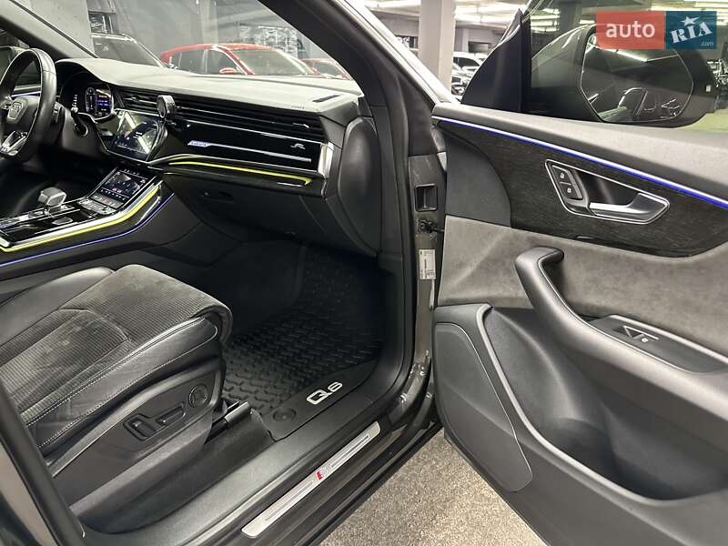 Внедорожник / Кроссовер Audi Q8 2020 в Харькове