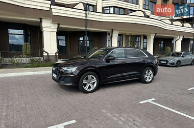Внедорожник / Кроссовер Audi Q8 2021 в Киеве