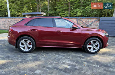 Внедорожник / Кроссовер Audi Q8 2019 в 