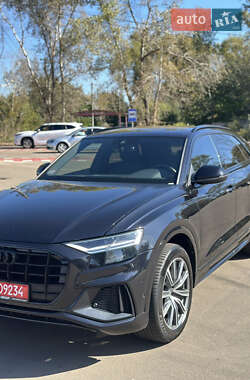 Внедорожник / Кроссовер Audi Q8 2019 в Киеве