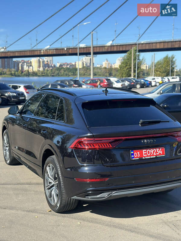 Внедорожник / Кроссовер Audi Q8 2018 в Киеве