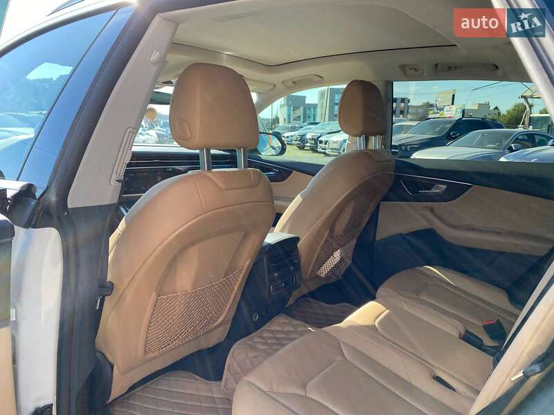 Внедорожник / Кроссовер Audi Q8 2018 в Львове