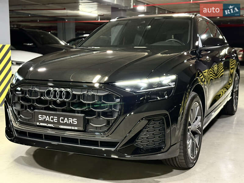 Внедорожник / Кроссовер Audi Q8 2024 в Киеве