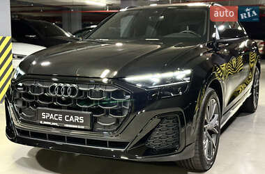 Внедорожник / Кроссовер Audi Q8 2024 в 