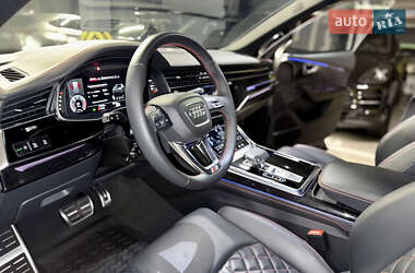 Внедорожник / Кроссовер Audi Q8 2024 в 