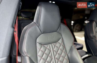 Внедорожник / Кроссовер Audi Q8 2024 в 