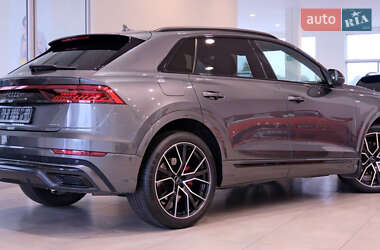 Внедорожник / Кроссовер Audi Q8 2020 в 