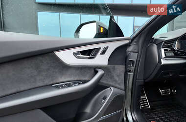 Внедорожник / Кроссовер Audi Q8 2020 в 