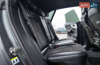 Внедорожник / Кроссовер Audi Q8 2020 в 