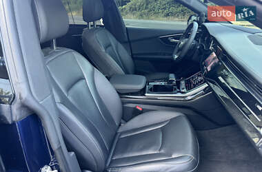 Внедорожник / Кроссовер Audi Q8 2019 в 