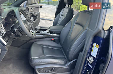 Внедорожник / Кроссовер Audi Q8 2019 в 