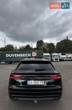 Внедорожник / Кроссовер Audi Q8 2018 в 