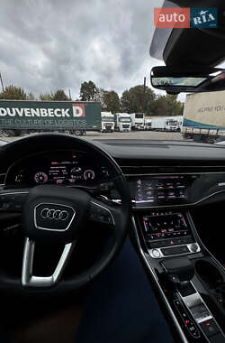 Внедорожник / Кроссовер Audi Q8 2018 в 