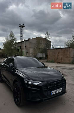 Внедорожник / Кроссовер Audi Q8 2018 в 
