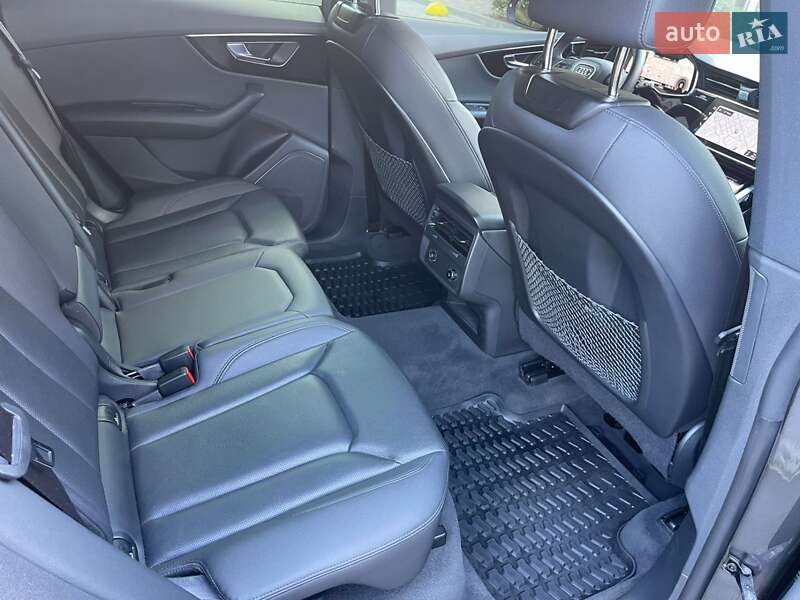 Внедорожник / Кроссовер Audi Q8 2023 в Одессе
