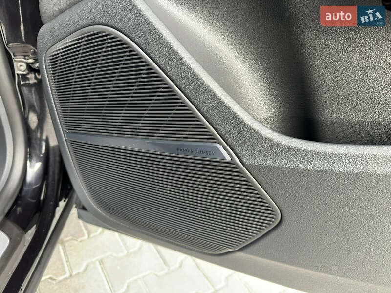 Внедорожник / Кроссовер Audi Q8 2019 в Ивано-Франковске