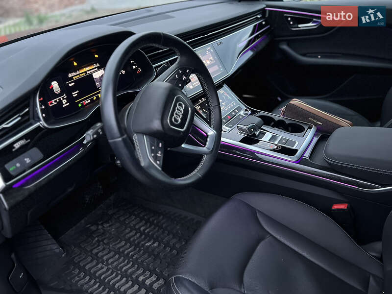 Внедорожник / Кроссовер Audi Q8 2021 в Хмельницком