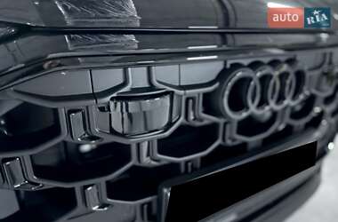 Внедорожник / Кроссовер Audi Q8 2024 в 