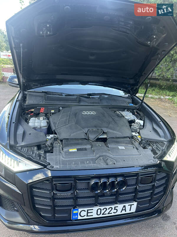 Внедорожник / Кроссовер Audi Q8 2022 в Киеве