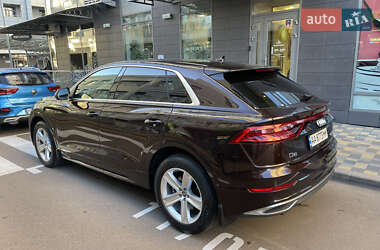Внедорожник / Кроссовер Audi Q8 2019 в 