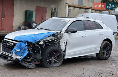 Внедорожник / Кроссовер Audi Q8 2019 в 