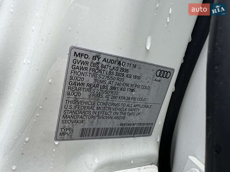 Позашляховик / Кросовер Audi Q8 2019 в Стрию