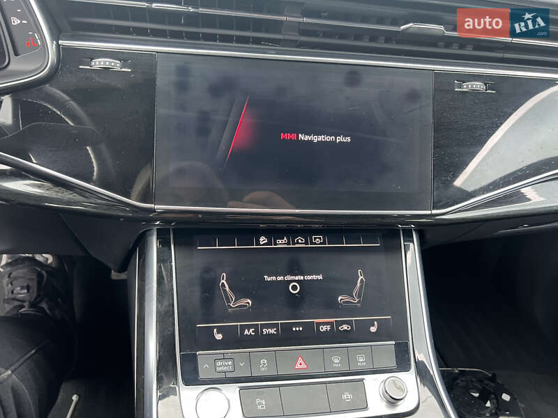 Позашляховик / Кросовер Audi Q8 2019 в Стрию
