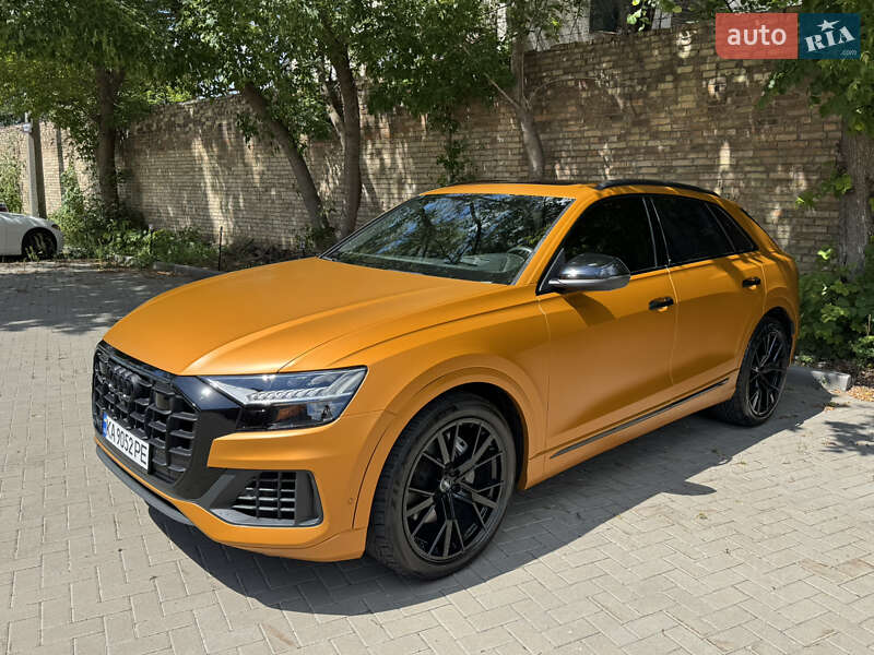 Внедорожник / Кроссовер Audi Q8 2018 в Киеве