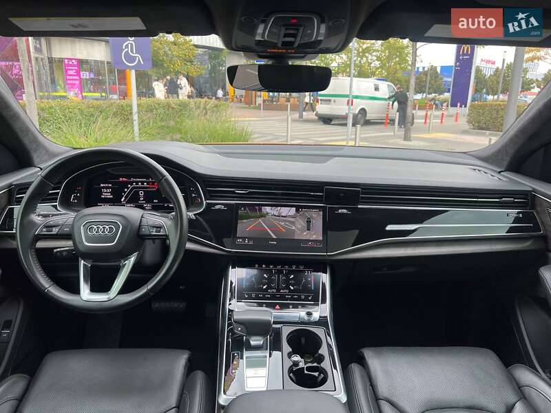 Внедорожник / Кроссовер Audi Q8 2018 в Киеве