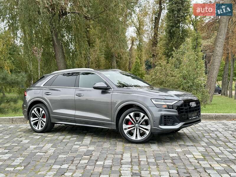 Внедорожник / Кроссовер Audi Q8 2019 в Киеве