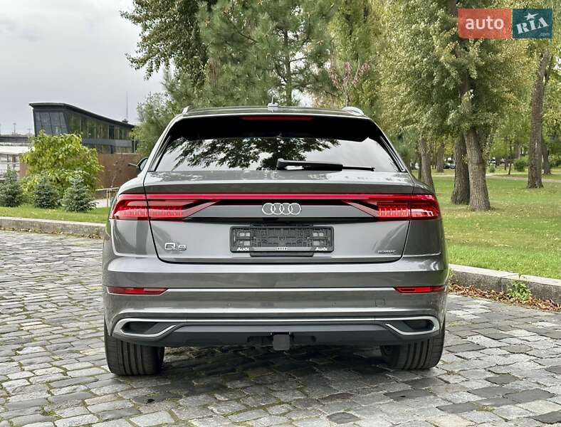 Внедорожник / Кроссовер Audi Q8 2019 в Киеве