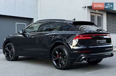 Позашляховик / Кросовер Audi Q8 2019 в 