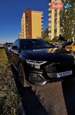 Внедорожник / Кроссовер Audi Q8 2018 в 