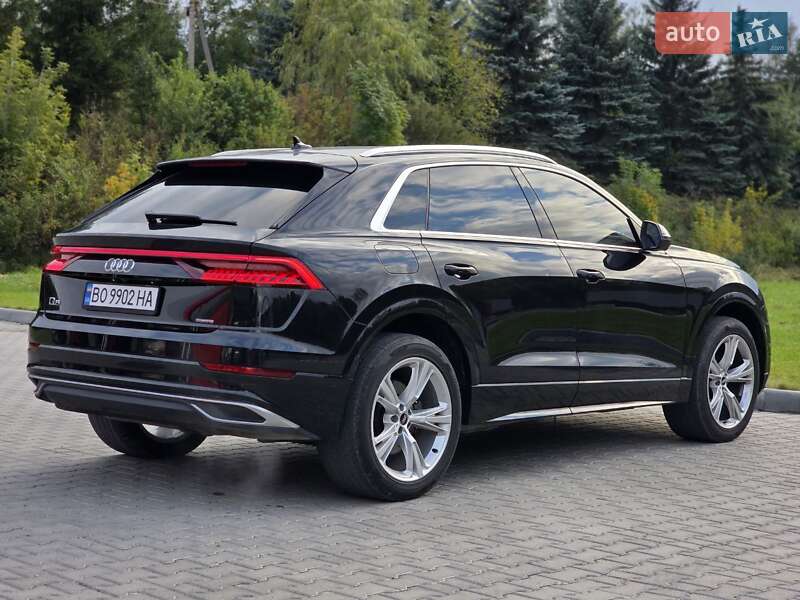 Позашляховик / Кросовер Audi Q8 2021 в Тернополі