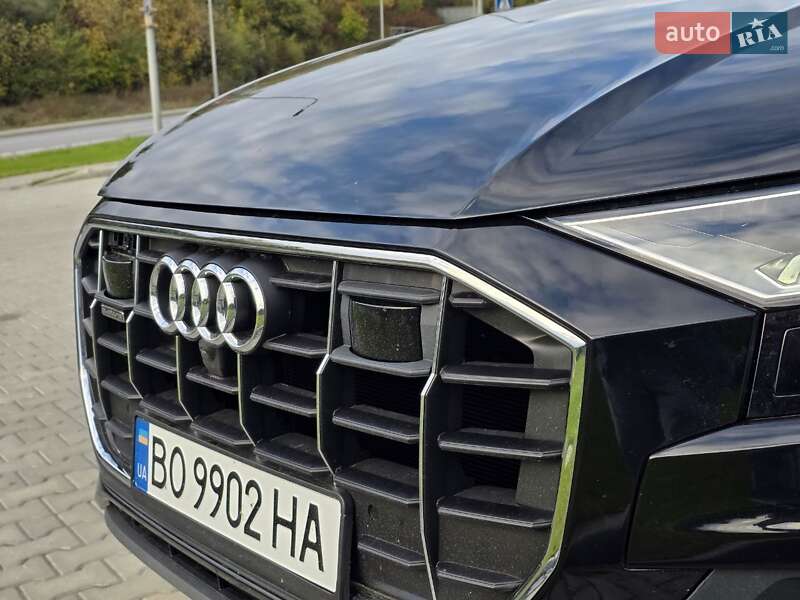 Позашляховик / Кросовер Audi Q8 2021 в Тернополі