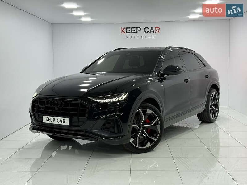 Audi Q8 2021