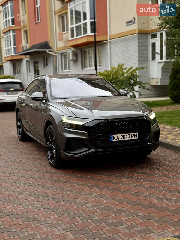 Позашляховик / Кросовер Audi Q8 2019 в Києві