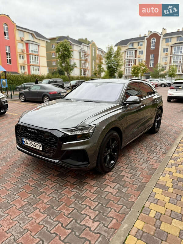 Позашляховик / Кросовер Audi Q8 2019 в Києві