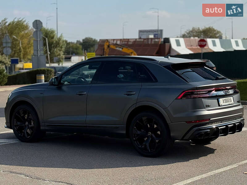 Внедорожник / Кроссовер Audi Q8 2018 в Киеве